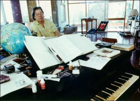 Tom. Work room. Rio 7 dec 1990